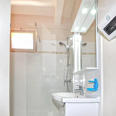 2 Bedroom In - Flp294 * Port Vendres