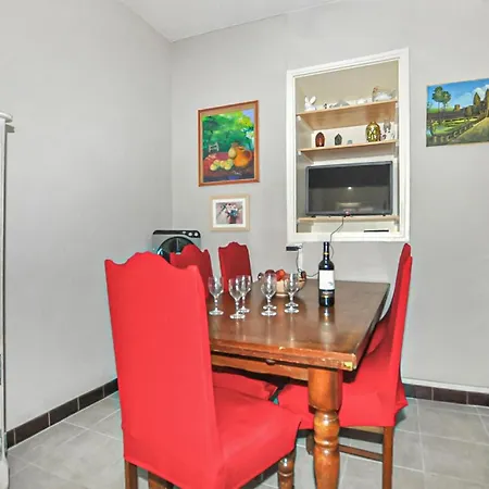 Casa de Férias Lovely Home In Port Vendres With Wifi